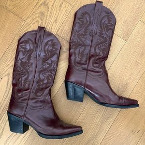 Jeffrey Campbell Dagget Boots - size 8.5